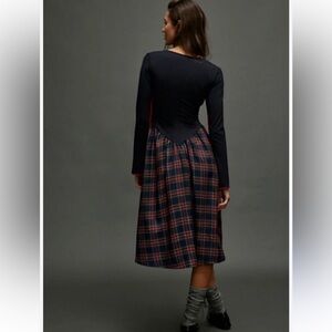 Elegant Navy Plaid Midi Skirt
